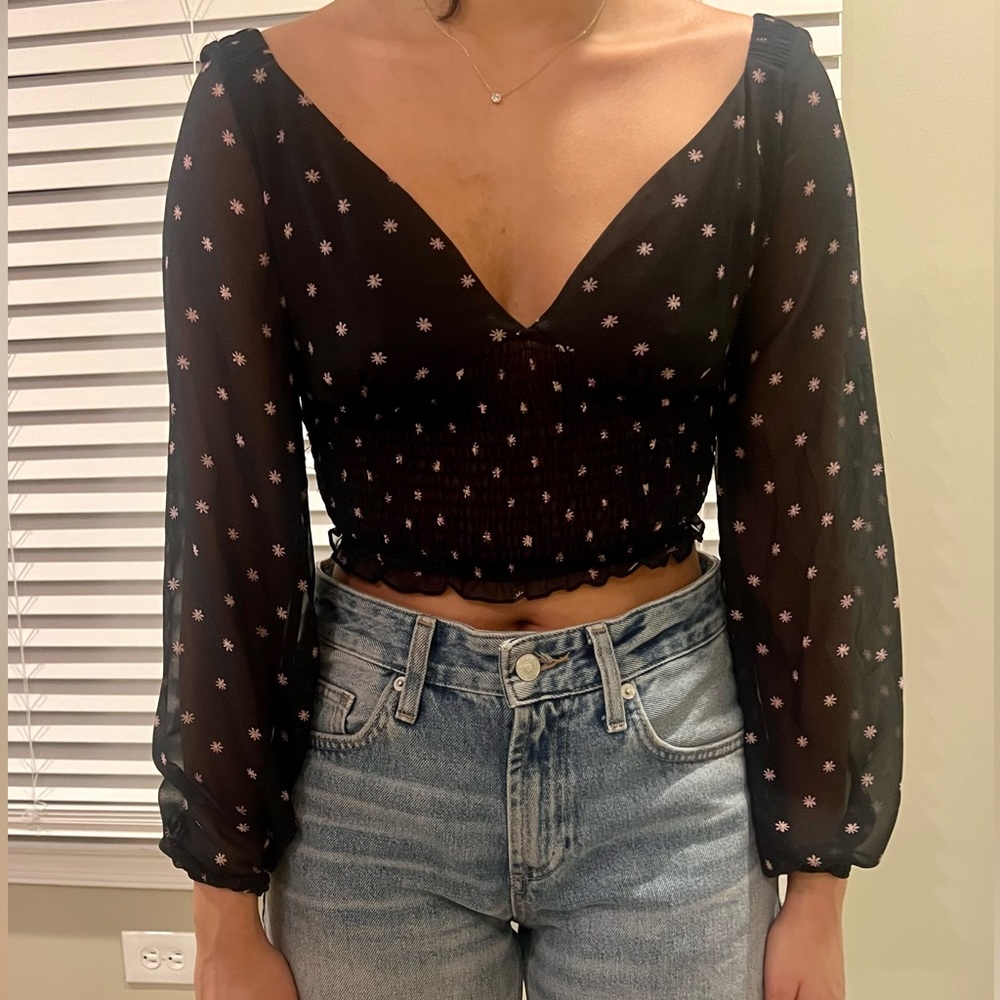 Princess Polly | Floral black crop top | Size US 2